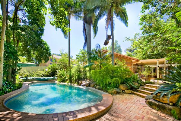 Cost of Pool Patio Paving in Irvine